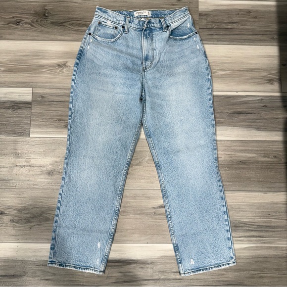 Abercrombie & Fitch The 90s Straight jeans in the Curve Love fit - Picture 3 of 8